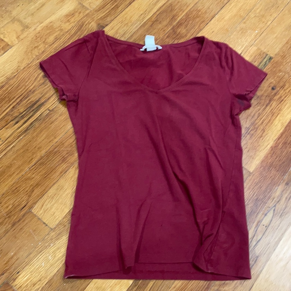Red v neck t shirt